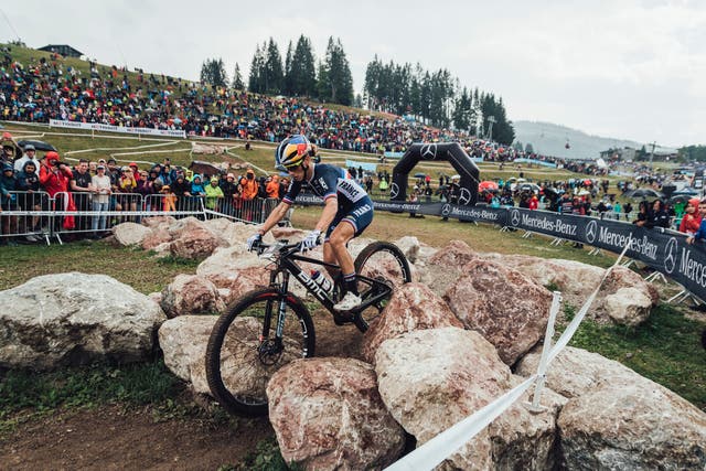 Pauline Ferrand-Prévot wins fourth cross country MTB world title in front of home crowd