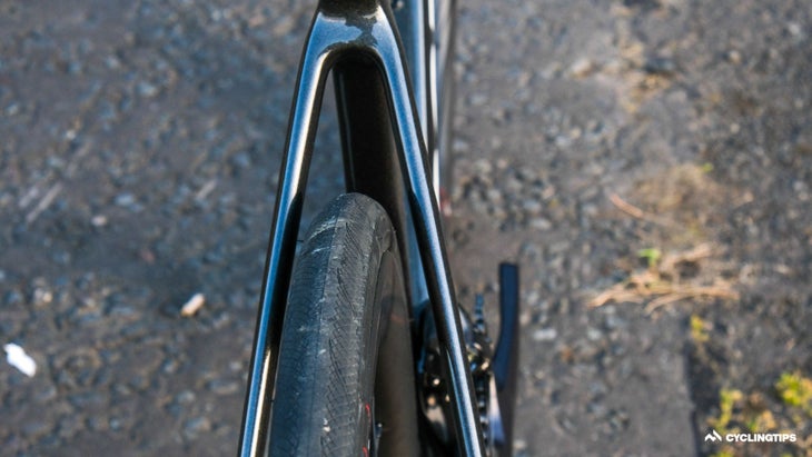 Cable Routing Systems and ultra-light carbon fiber's handlebars developed  with team Jumbo Visma