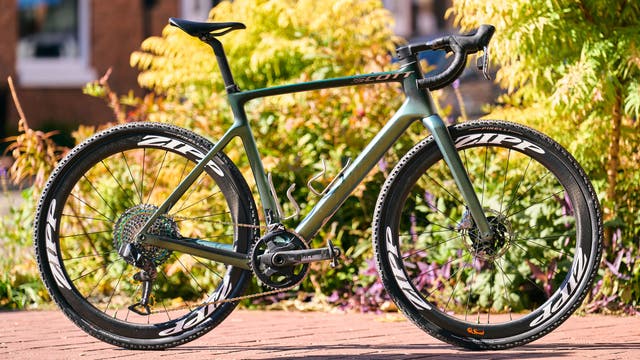 Pro bike gallery: Cole Paton's Scott Addict Gravel