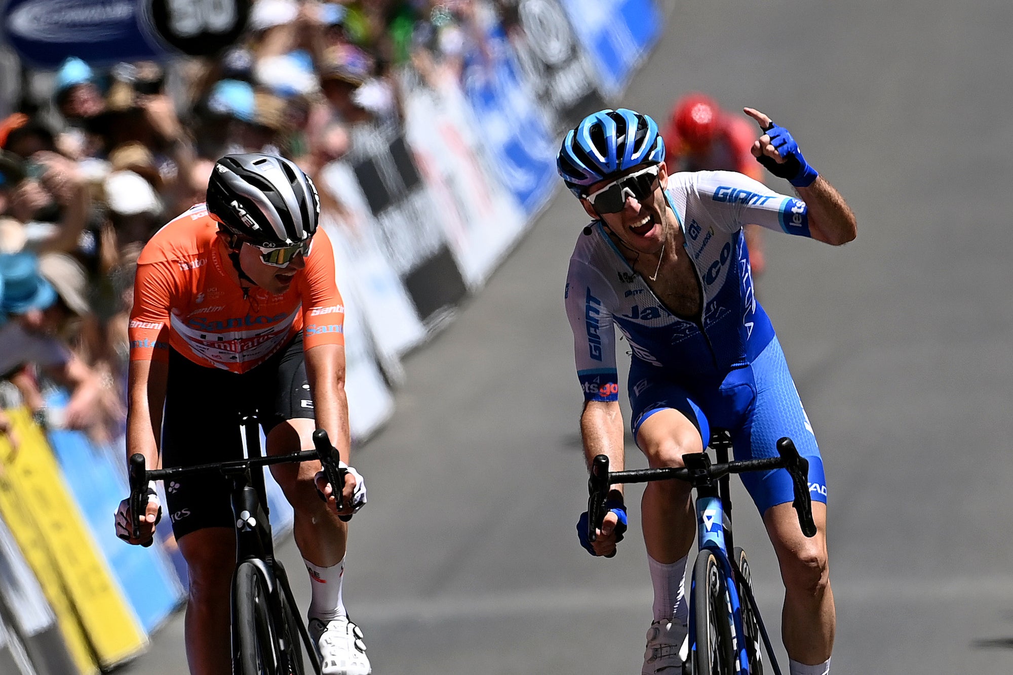 Tour Down Under S5 Simon Yates wins stage, Jay Vine secures overall