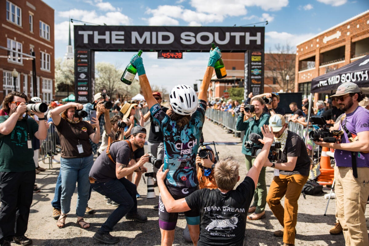 Lauren De Crescenzo, Payson McElveen win again at the Mid South - Velo