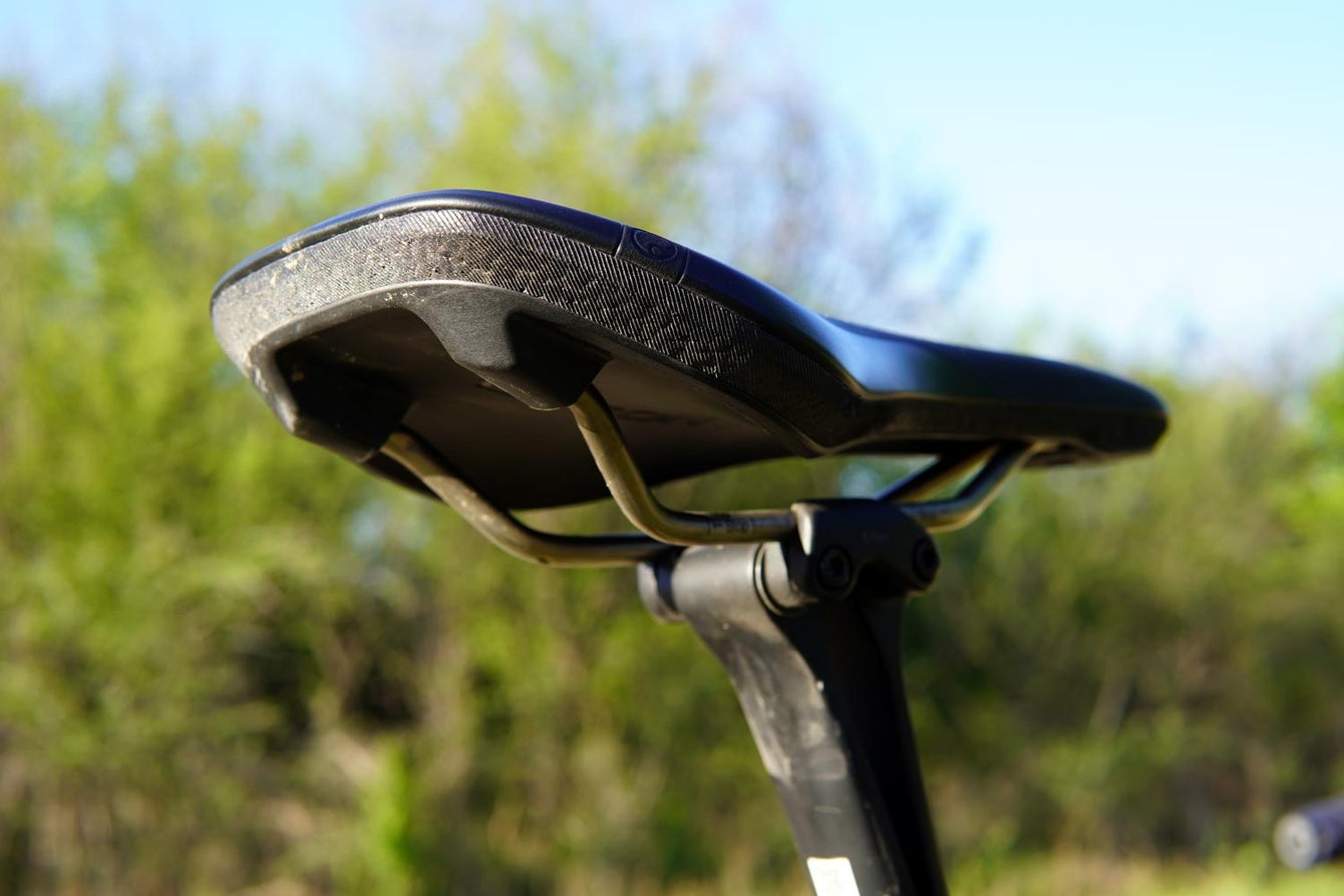 Ergon-Allroad-Review---SR-Allroad-Core-saddle-foam-padding-highlight