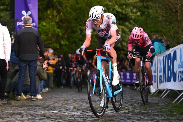 Brabantse Pijl: Dorian Godon fends off Ben Healy for the win