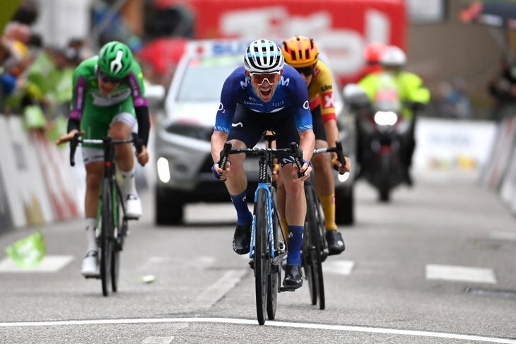 Gregor Mühlberger wins stage 4 of the Tour of the Alps