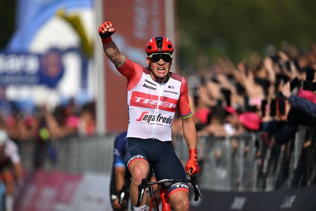 Giro d'Italia stage 6: Mads Pedersen breaks escapees' hearts with late sprint