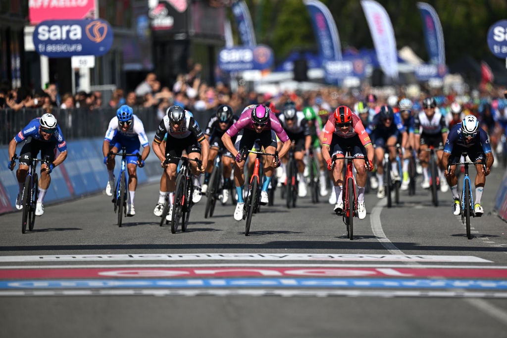 What does it take to hit the podium in a Giro d Italia sprint