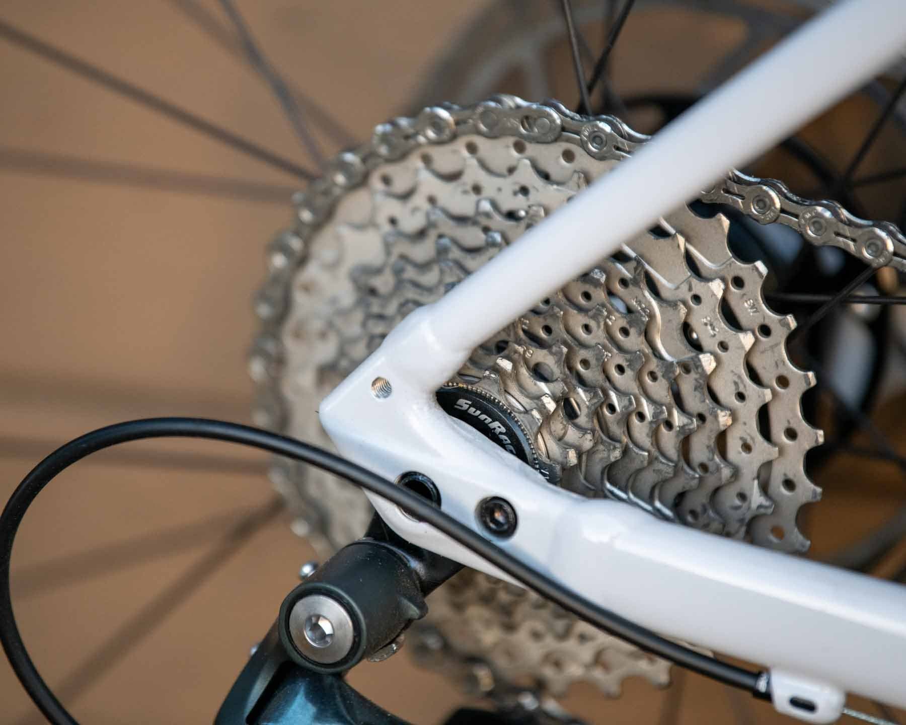 The Specialized Allez Sport 2023 detail of cassette and rack mount.