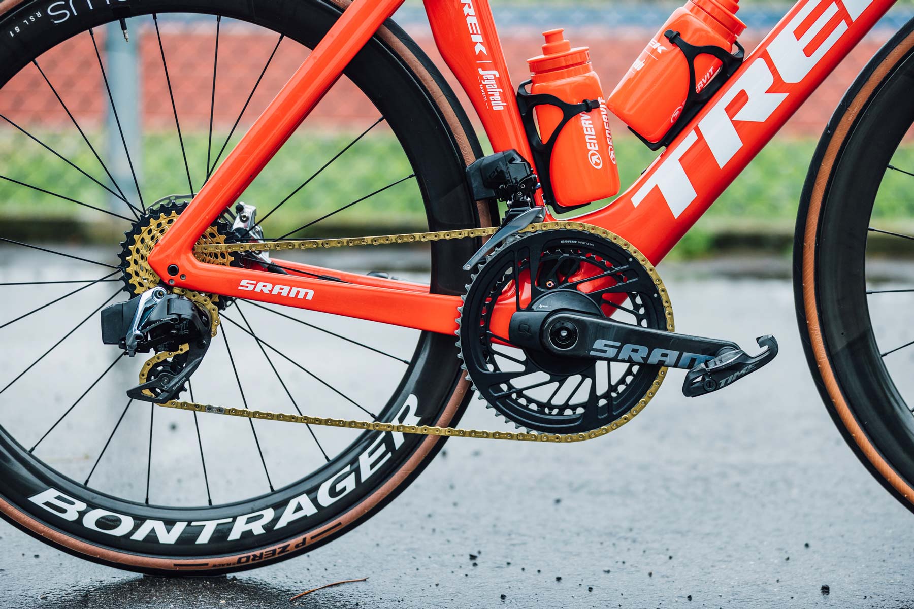 Mads Pedersen's Trek Madone SLR 9 Trek-Segafredo team bike for the Giro d'Italia close up of sram red drivetrain and gold chain