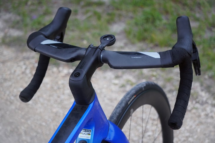 Cannondale_SuperSix_EVO_review_handlebarback