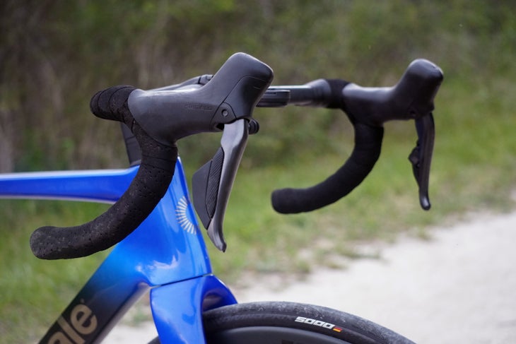 Cannondale_SuperSix_Evo_review_Ultegrashifters