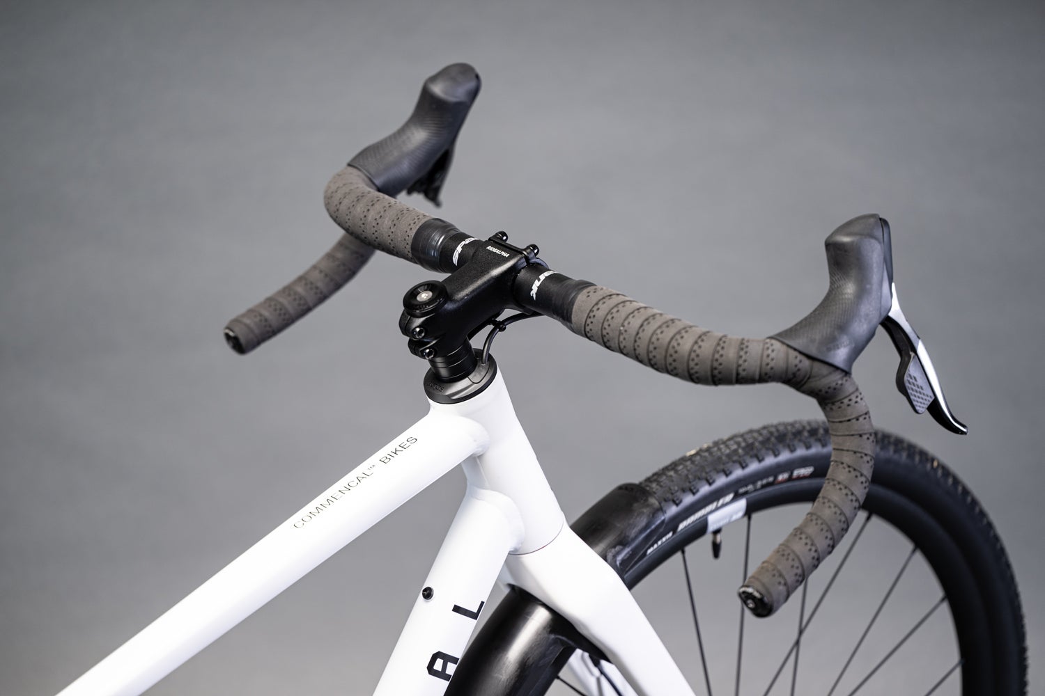 The new Commencal 365 is an unabashedly aluminum gravel bike