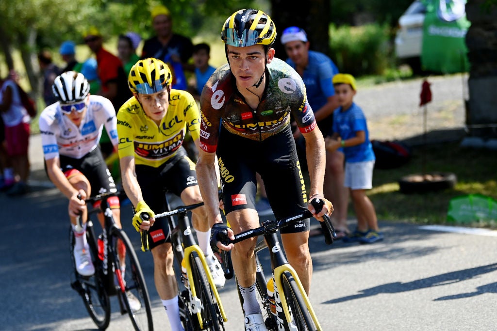 Sepp Koss rejoint Jonas Vinggaard pour la défense du titre du Tour de France, Primo Roglic redémarre