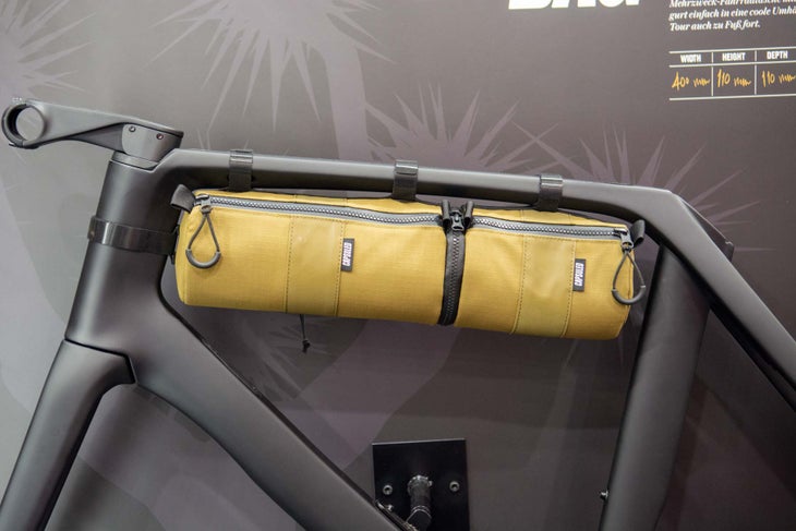 capsuled 4 in 1 bike bag eurobike 2023