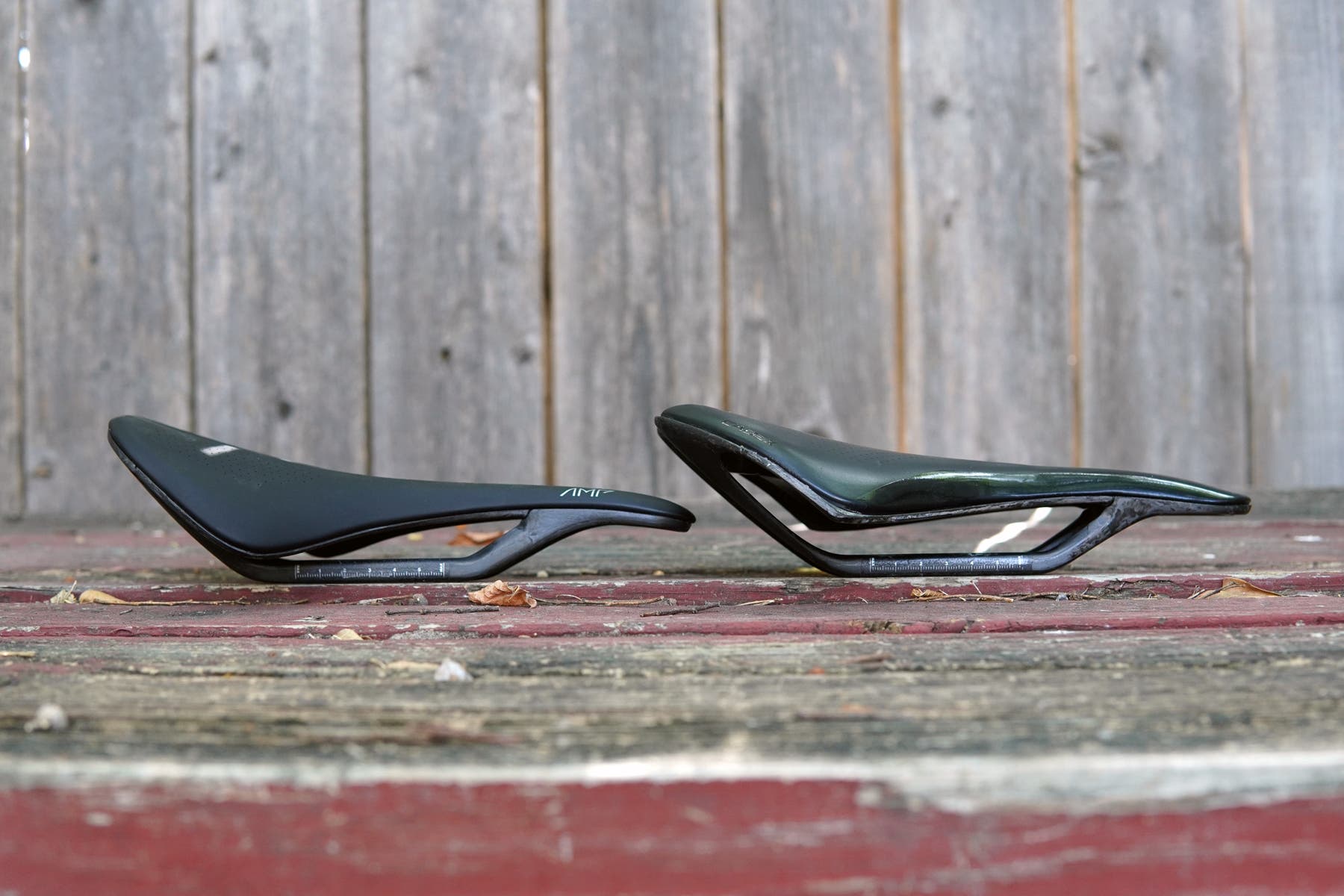 Cadex_Amp_saddlereview_Boostsidebyside