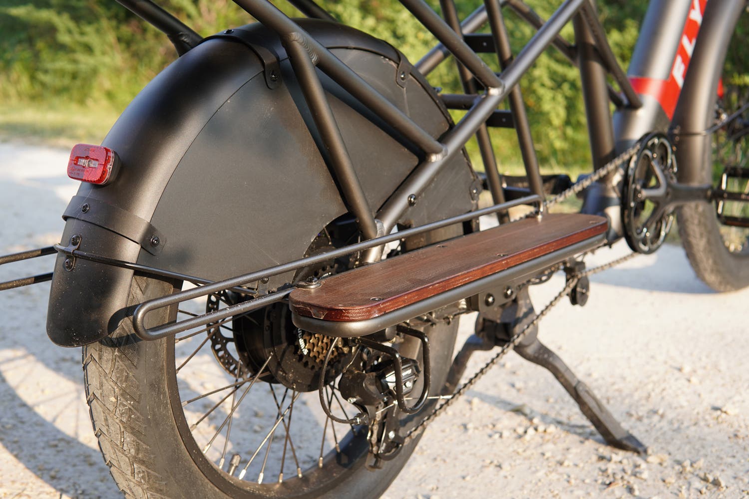 Flyer_L885cargo_review_runningboards