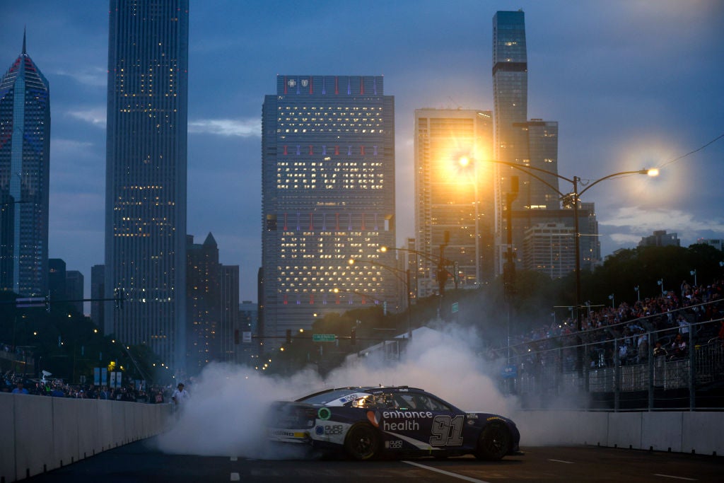 Turns out NASCAR in Chicago wasn't all that good for walking and biking safety – Urbanist Update