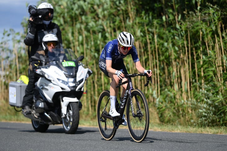 What is the best way to buy a bike? + British champion Pfeiffer Georgi  looks ahead to the Tour de France Femmes on the  Podcast