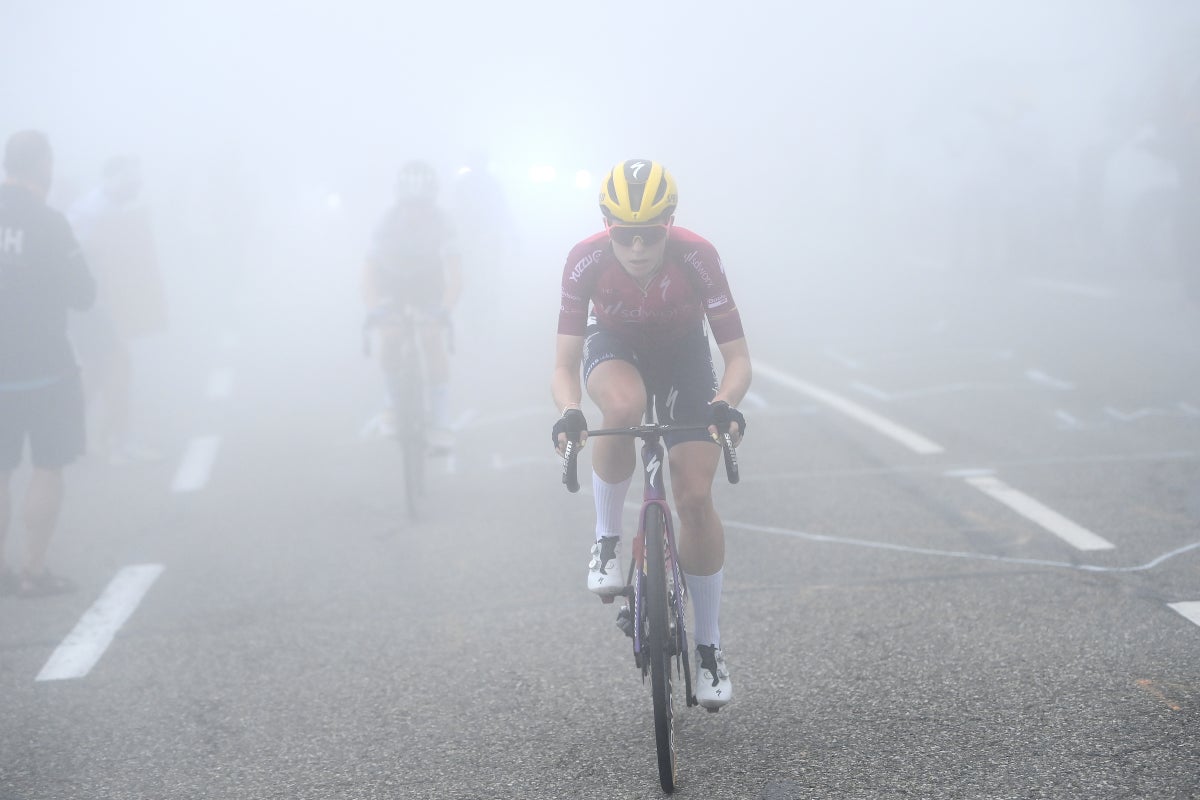 Tour de France Femmes stage 6: Demi Vollering conquers the Tourmalet and drops Annemiek Van Vleuten