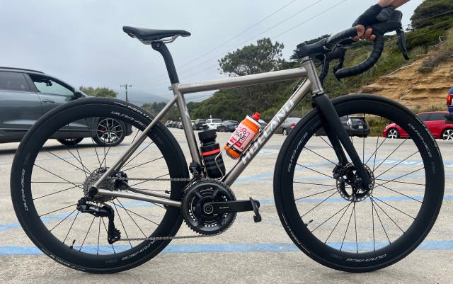 Weekend finds: A beautiful Holland Titanium in Malibu