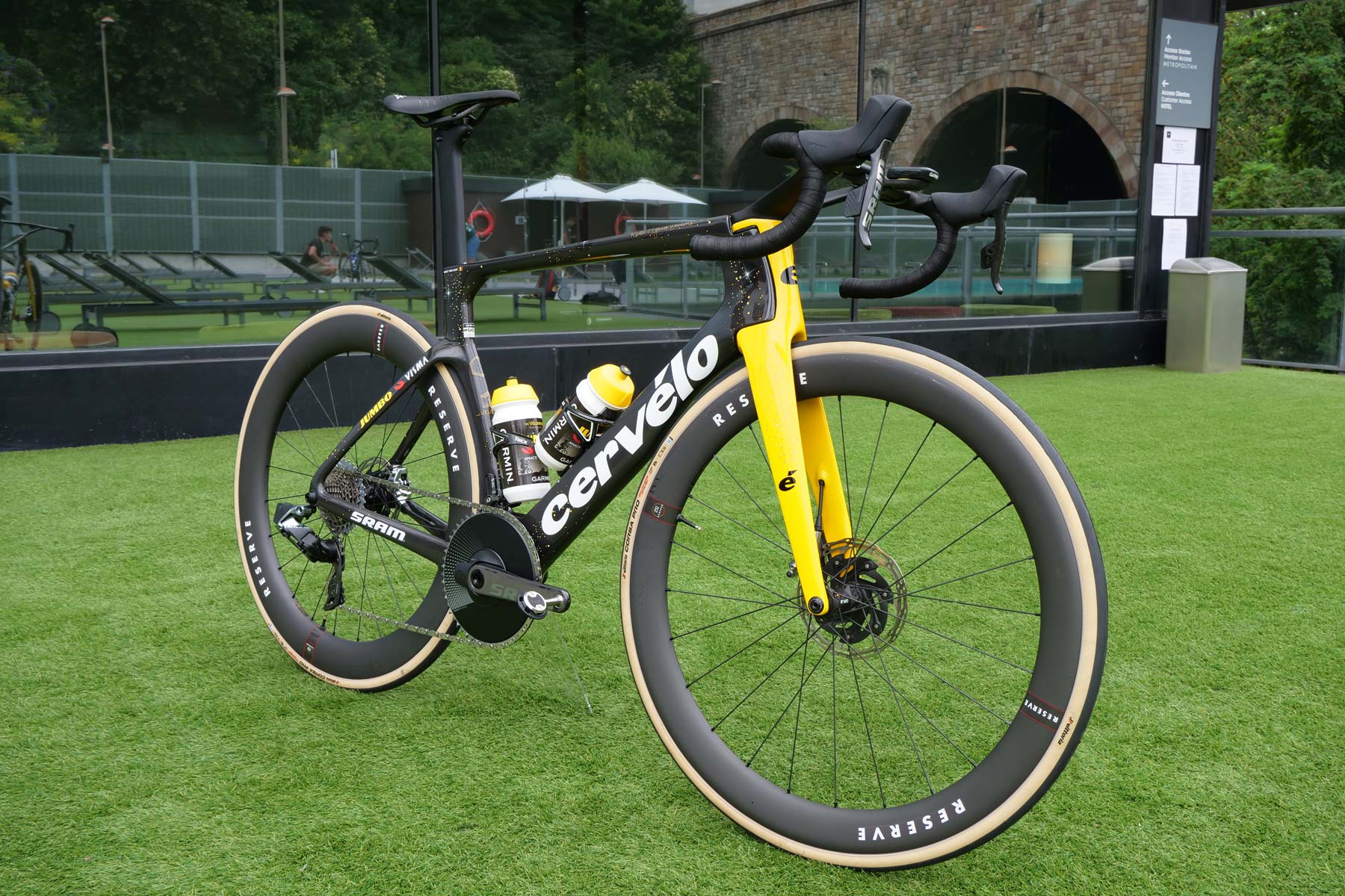 Cervelo sales yellow bike