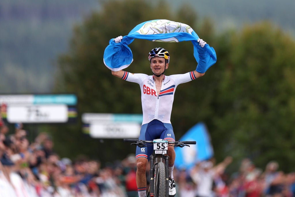 Tom Pidcock hits another milestone with mountain bike world title