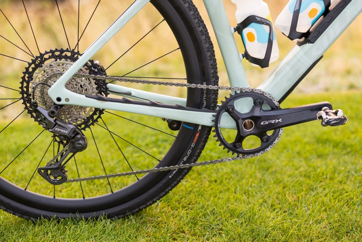 New Shimano GRX adds wide range 12-speed gearing, uses Microspline ...