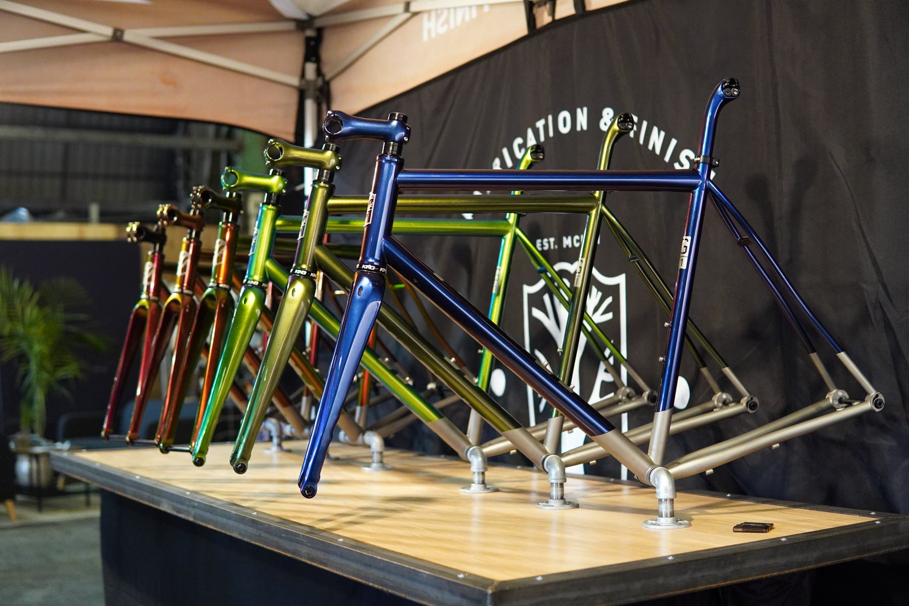 made-bike-show-mosaic-colorshift