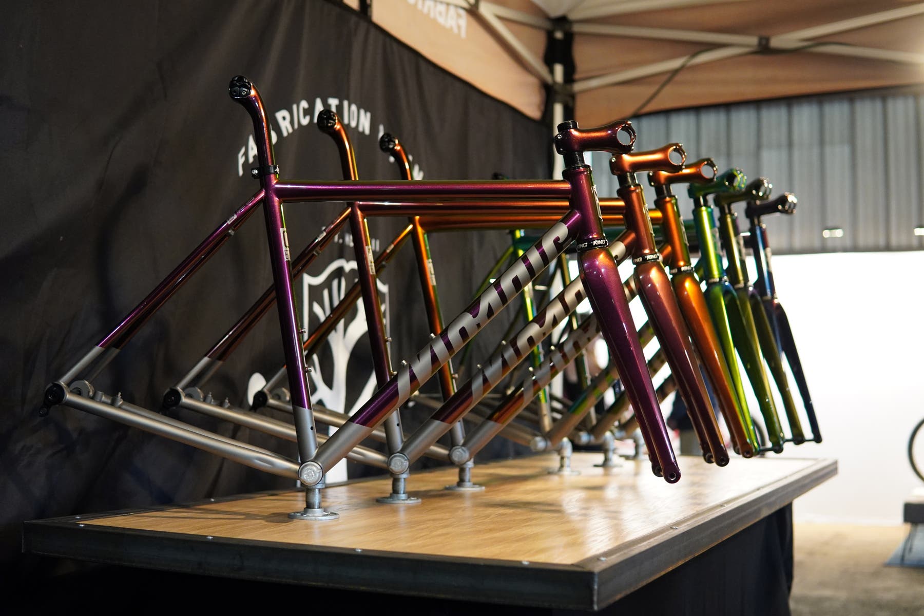 made-bike-show-mosaic-gt1-45-splatter-new-paint