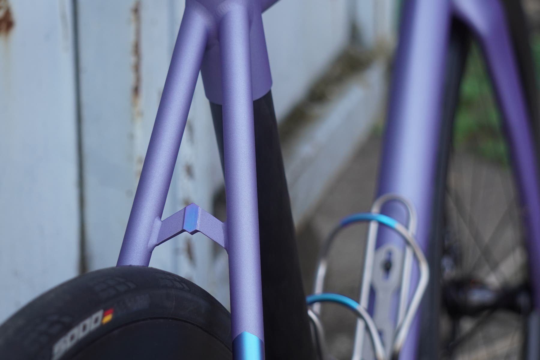 made-bike-show-no22-reactor-purple-seat-tube