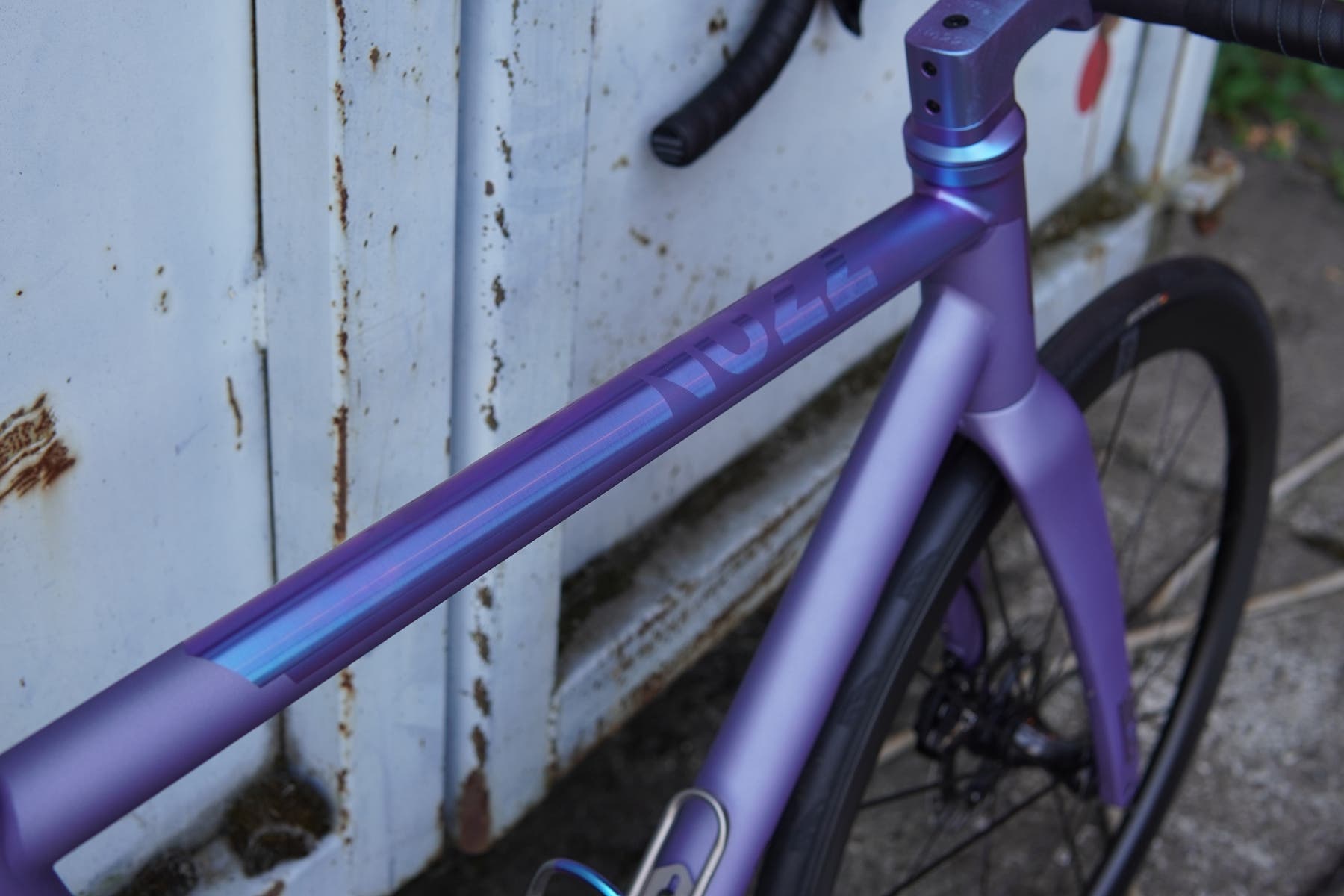 made-bike-show-no22-reactor-purple-top-tube