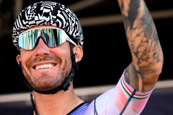 Oakley and Team Jumbo-Visma in new multi-year partnership 