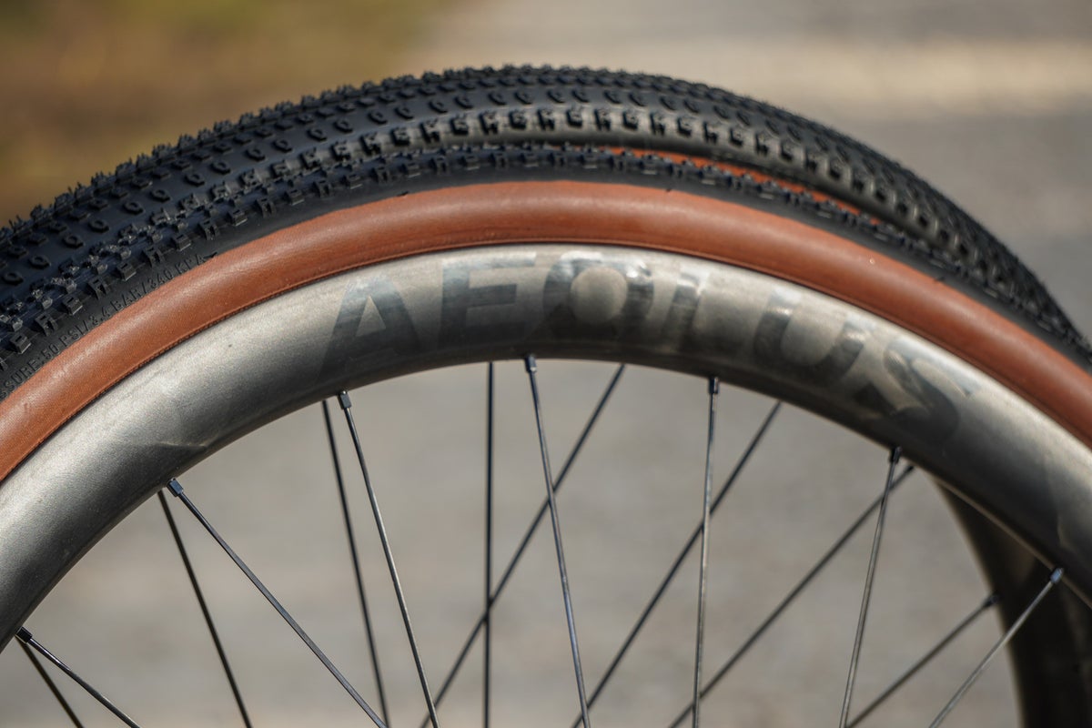 Bontrager Aeolus Pro 37V wheelset review: Recyclable carbon goes allroad