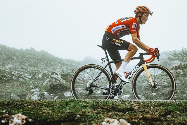 ‘I feel they are not being fair to Kuss’: Sean Kelly questions actions of Roglič, Vingegaard and Jumbo-Visma