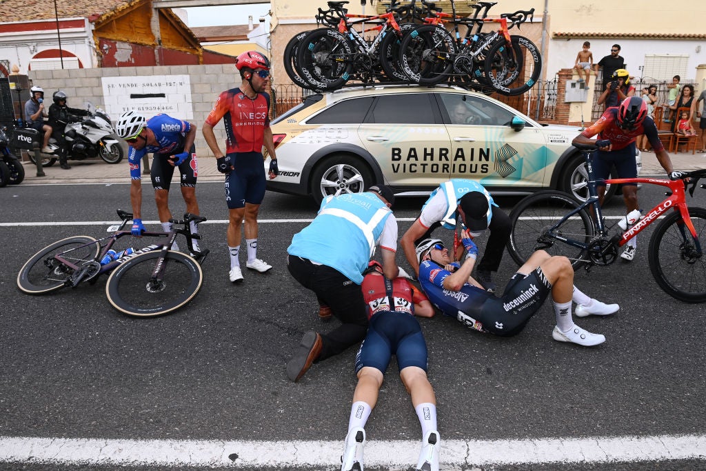 'My helmet probably saved my life': Thymen Arensman counts his luck after harrowing Vuelta a España crash