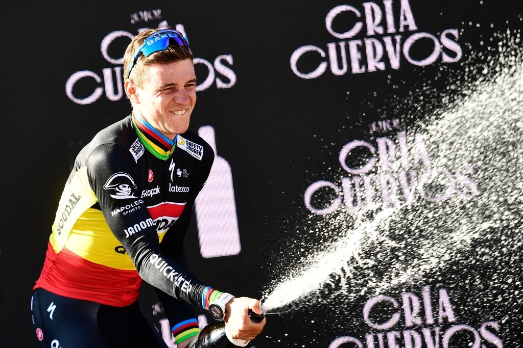 Evenepoel to debut rainbow jersey in Belgium