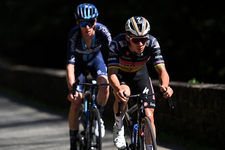Romain Bardet Misses more ‘Human’ Cycling