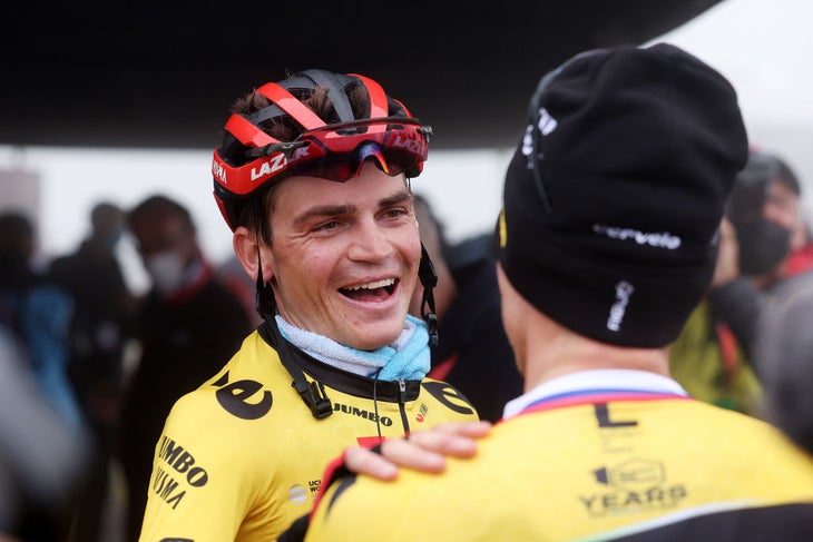 Kuss and Jumbo-Visma help Vingegaard win second Tour de France – The Journal