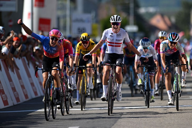 Tour de Romandie Féminin stage 3: Lippert takes final stage, Vollering ...