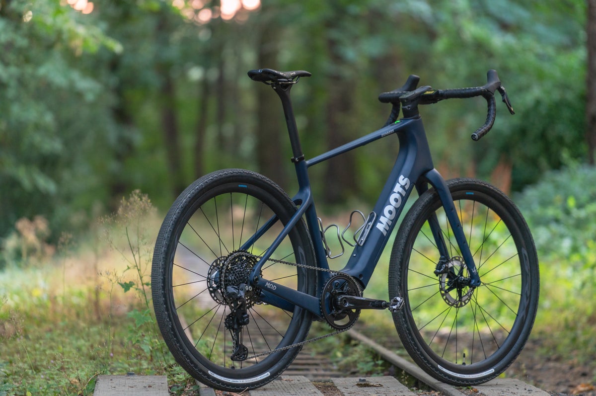 The Moots Express is both the company’s first carbon bike and e-bike