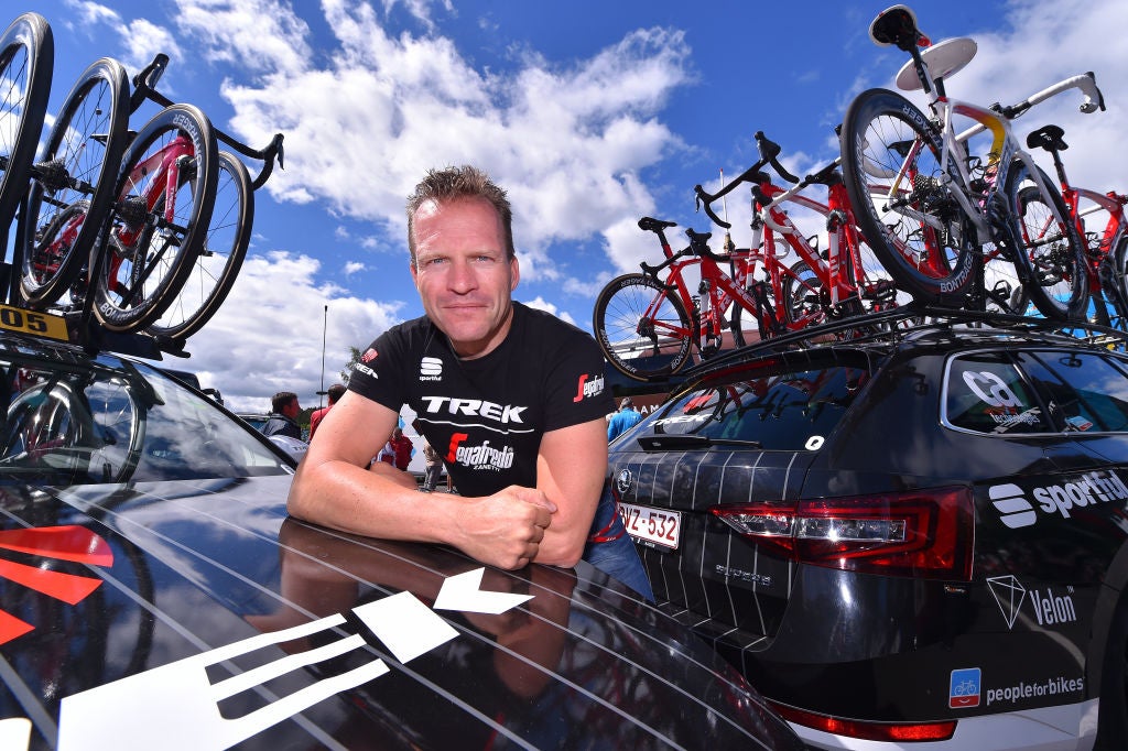 Steven de Jongh Loves the Challenge of Directing a Top WorldTour Team | Bobby & Jens