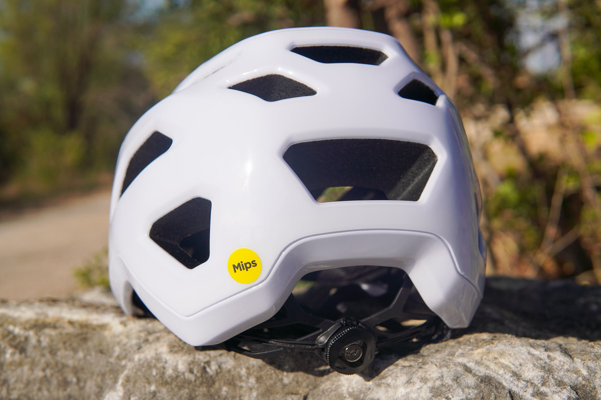 Fox Crossframe Helmet Review: Toeing the Line