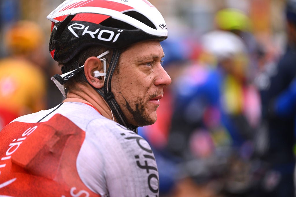 heart-problems-force-two-more-pro-cyclists-into-early-retirement