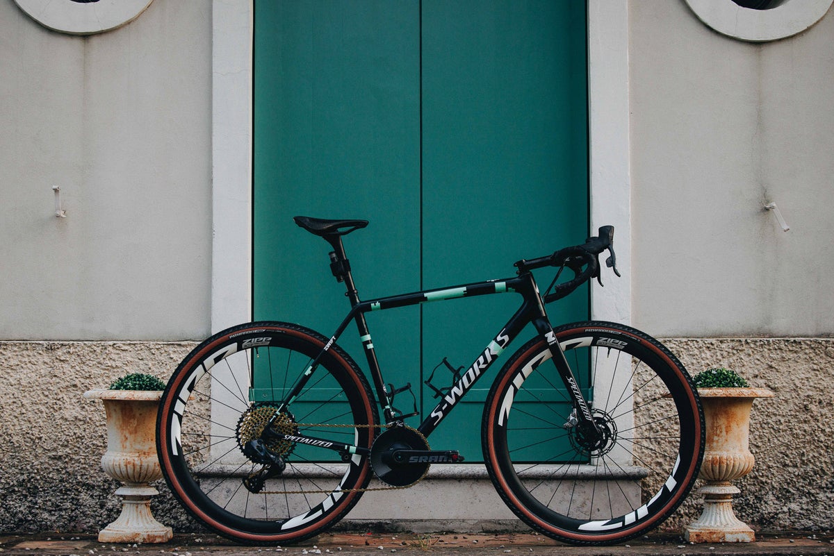 Bike Check: Freddy Ovett and His Specialized S-Works Crux At the UCI Gravel World Championship