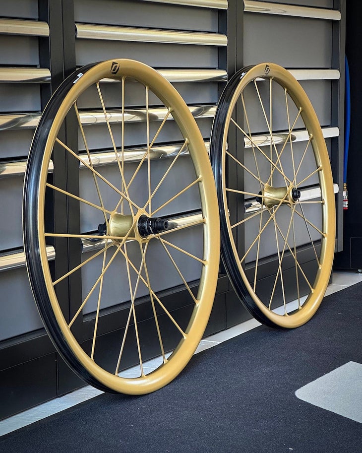 syncros silverton sl wheels painted gold