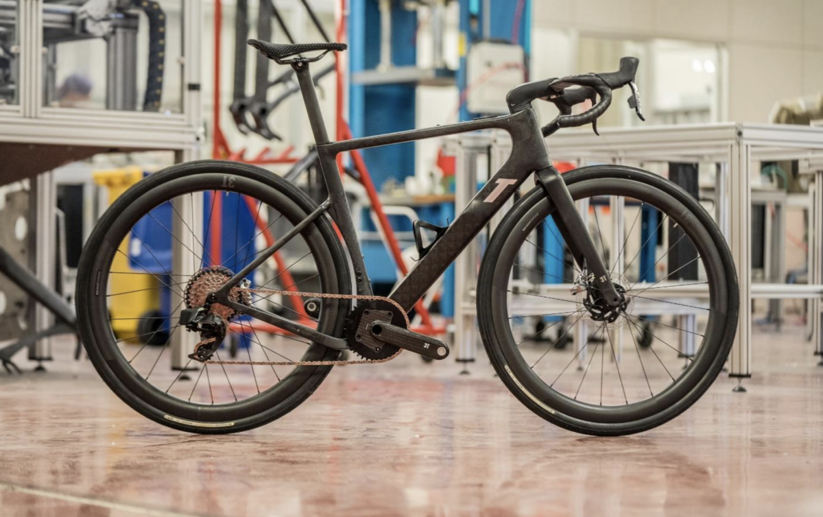 The 3T Exploro Racemax Boost Italia Is an Italian-Made E