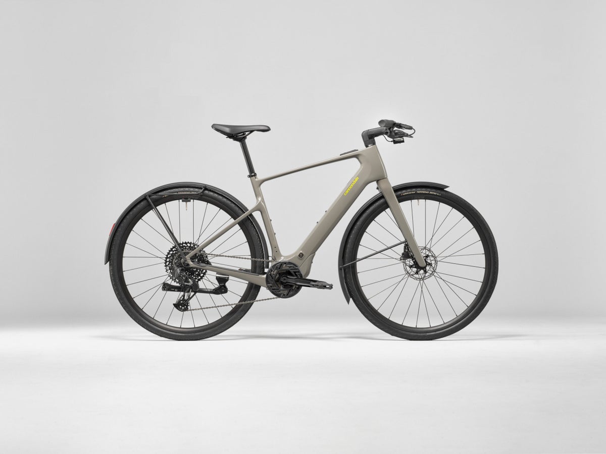 Cannondale Launches Tesoro Neo Carbon - A Lightweight E-Commuter