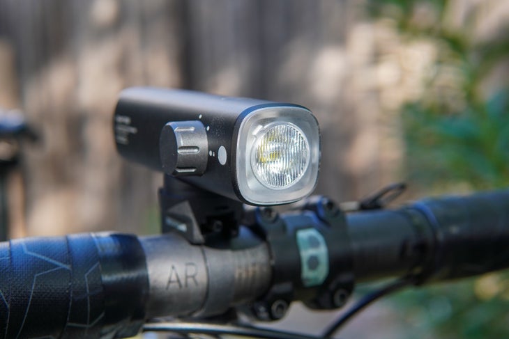 bookman volume 1500 front light review lens detail