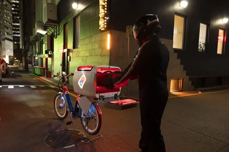 Dominos bicycle online delivery