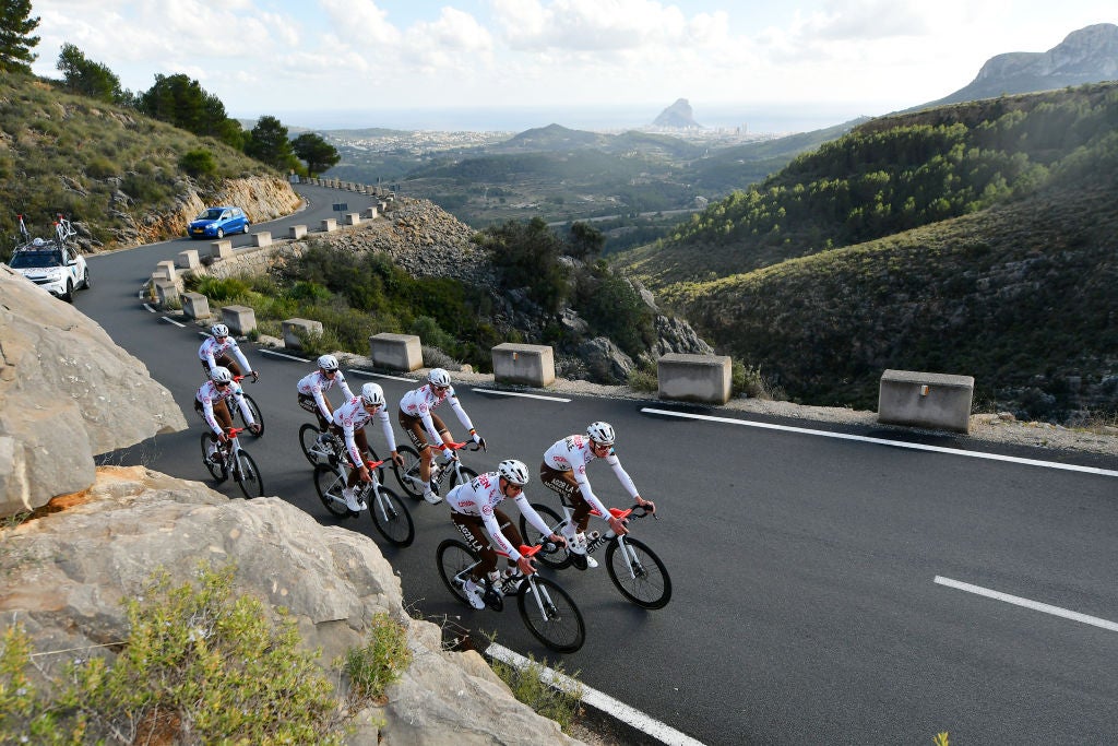 Winter's Hotspot: Why the World's Best Pro Cyclists Flock to Spain