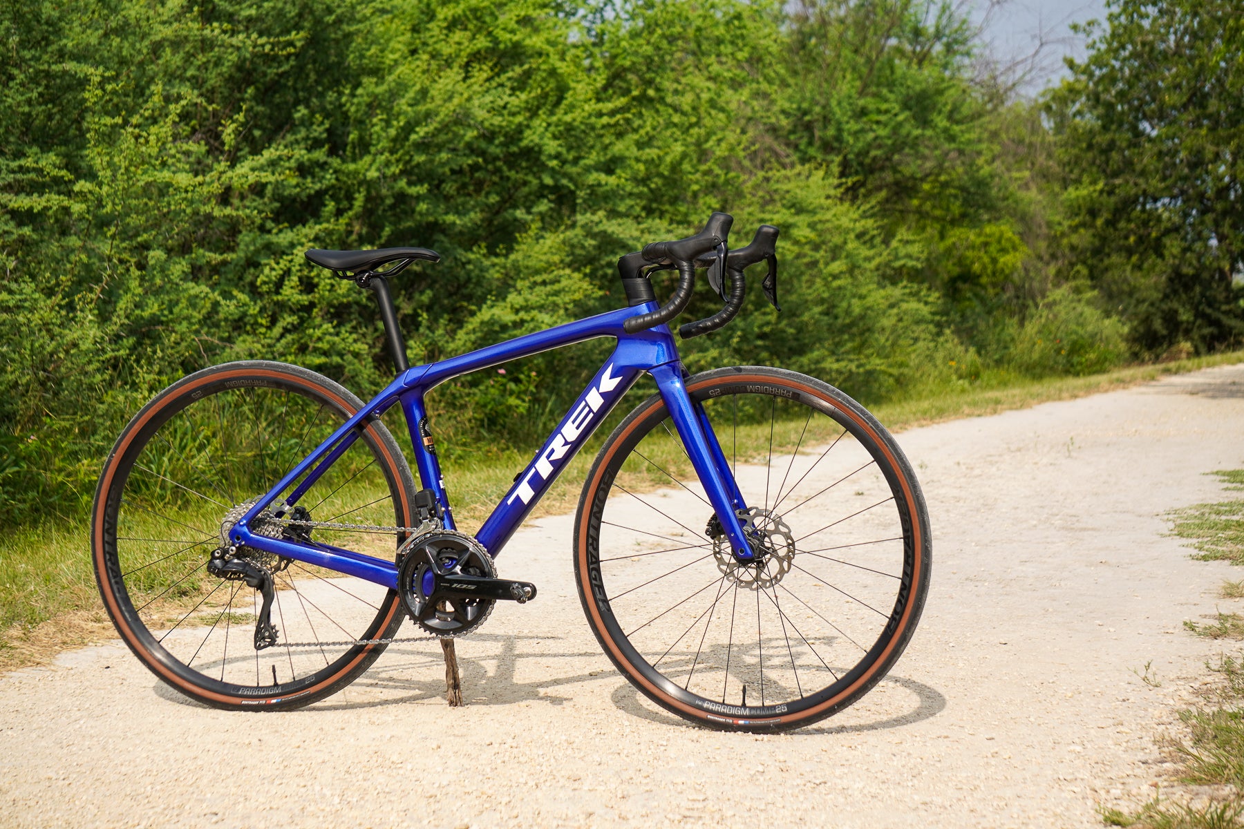 Review Trek Domane SL Road Bike Quick Comfortable Easy to